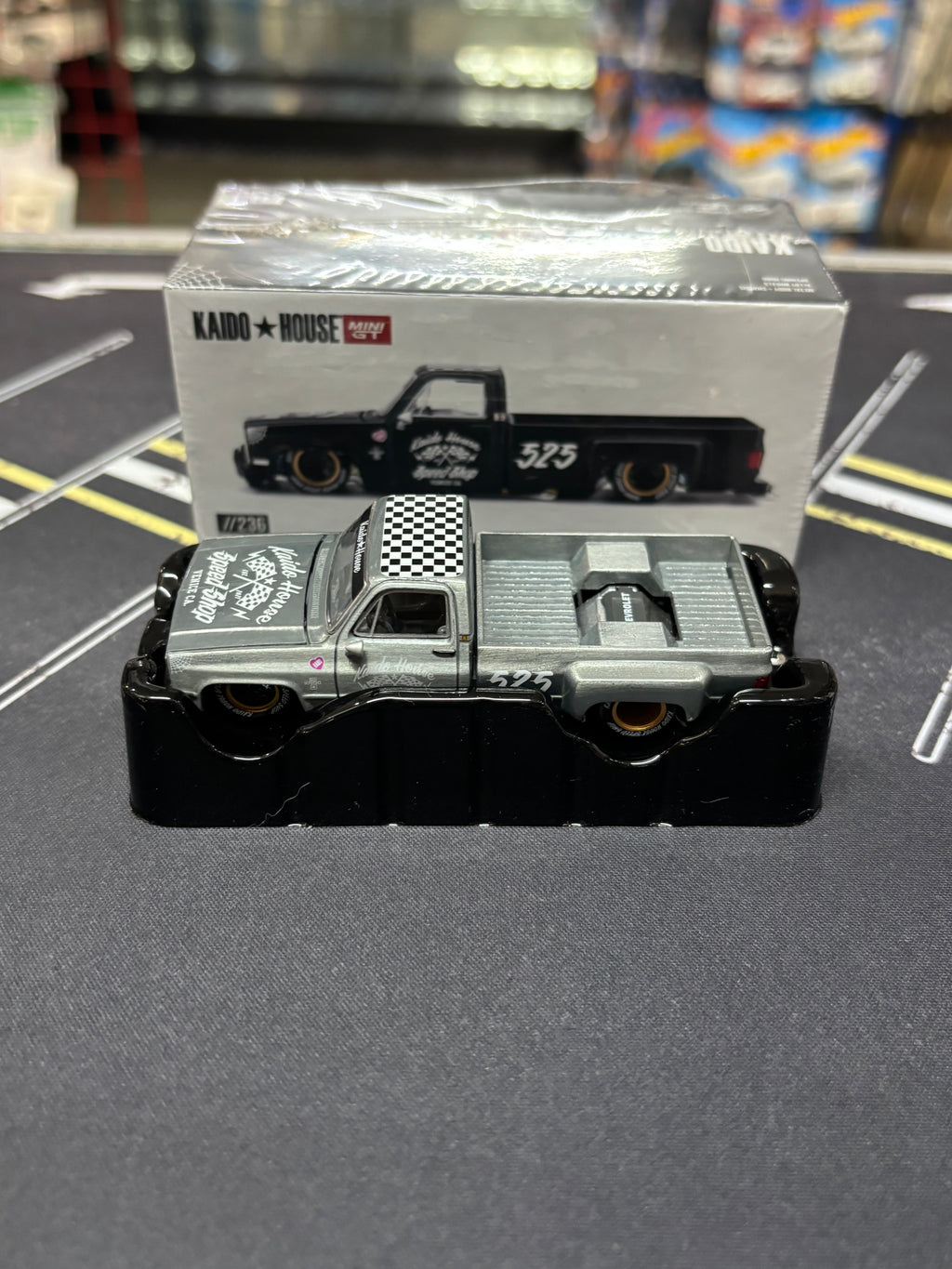 Kaido House CHASE Chevrolet Silverado Dually Hot Rod V1 KHMG236