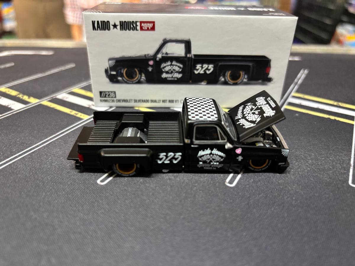 Kaido House Chevrolet Silverado Dually Hot Rod V1 KHMG236