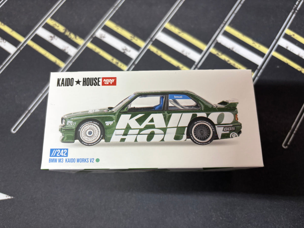 Kaido House BMW M3 E30 Kaido Works V2 KHMG242