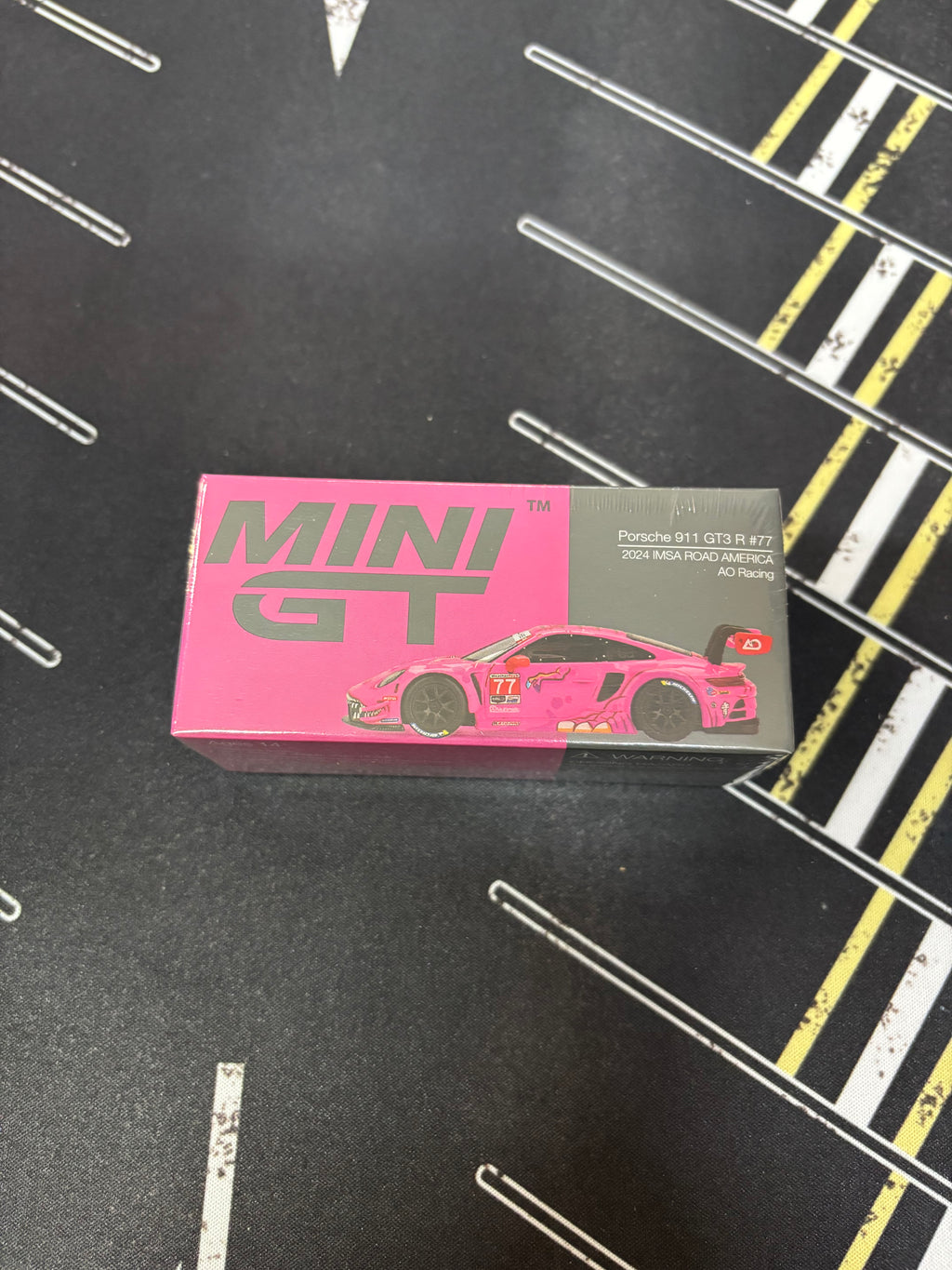 Mini GT Porsche 911 GT3 R #77 (ROXY) AO Racing