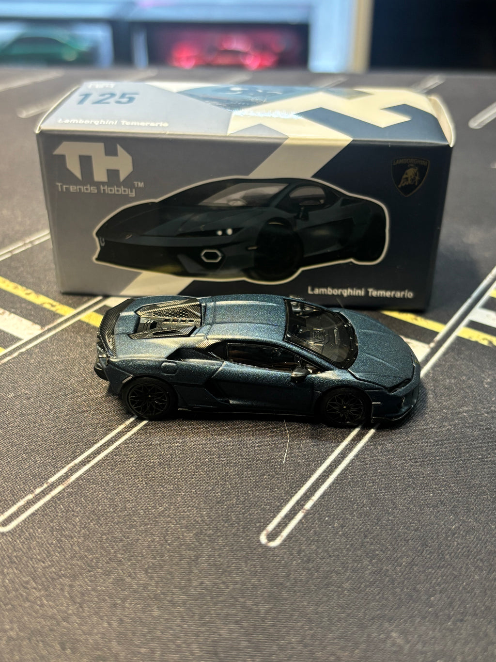 TrendsHobby Lamborghini Temerario Matte Blue