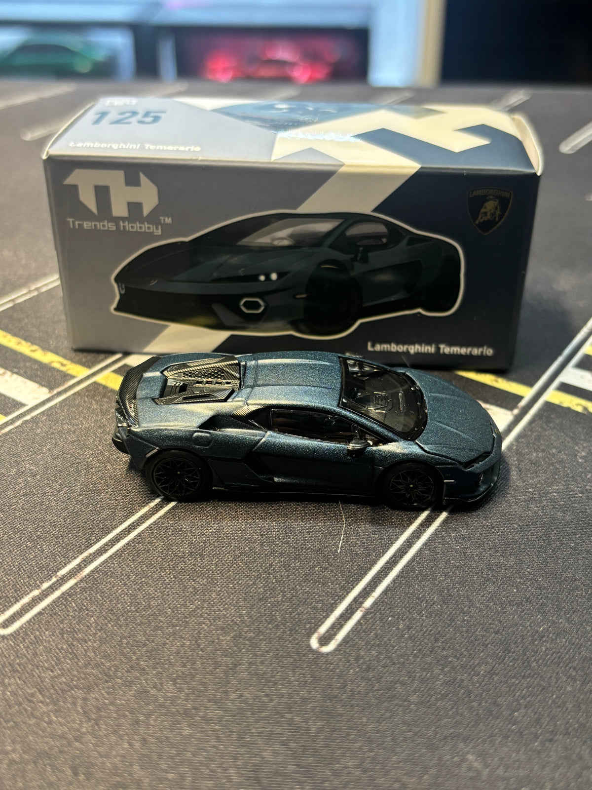 TrendsHobby Lamborghini Temerario Matte Blue