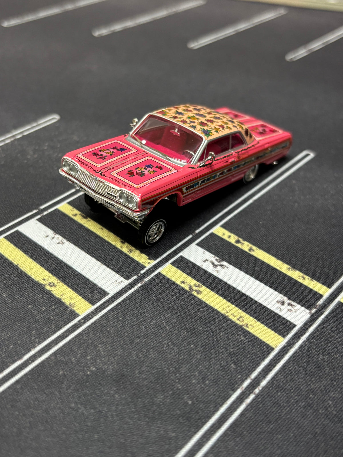97M 1964 Impala SS Lowrider Pink (Gypsy Rose)