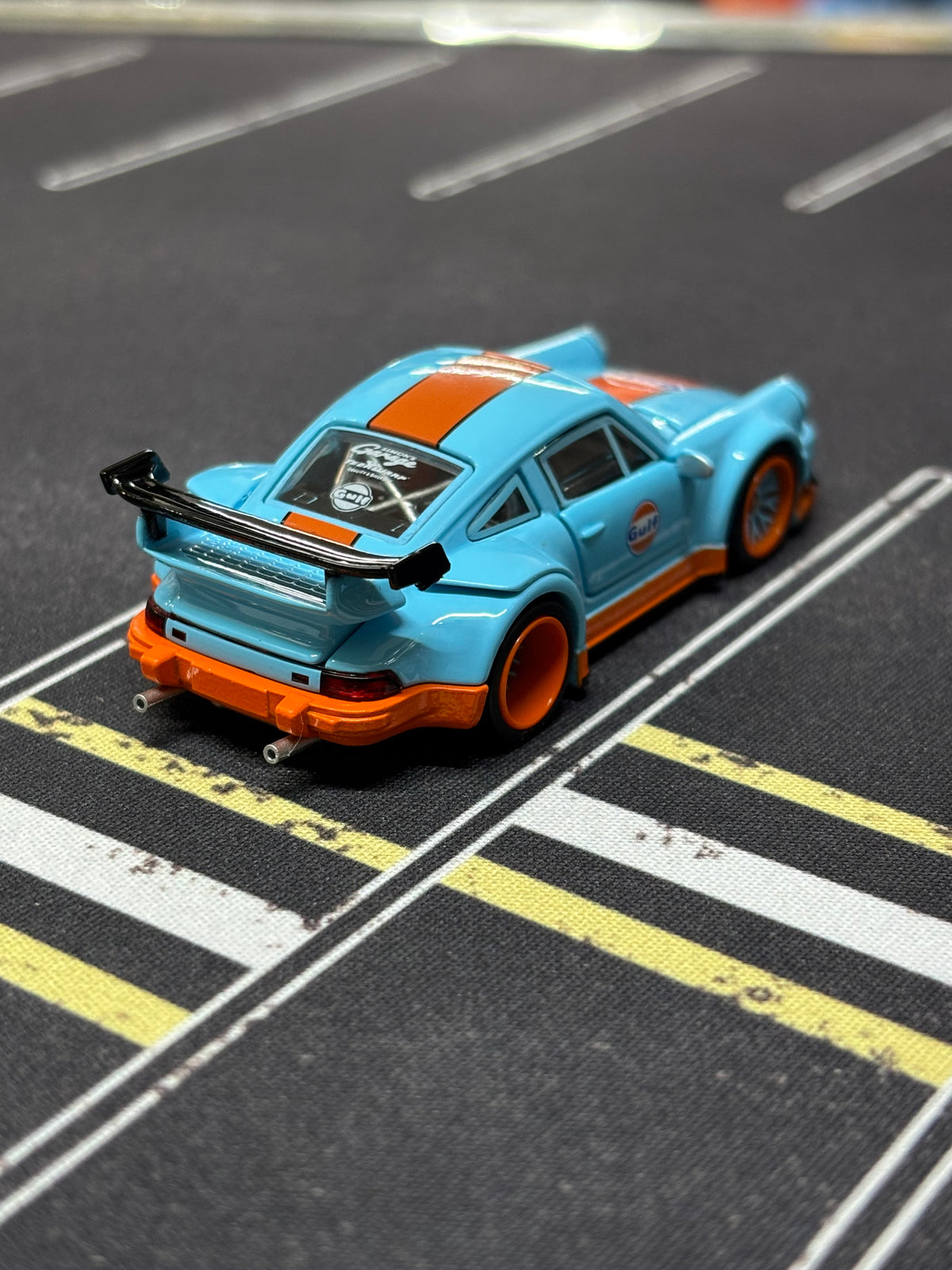 FG RWB 930 (Gulf Livery)