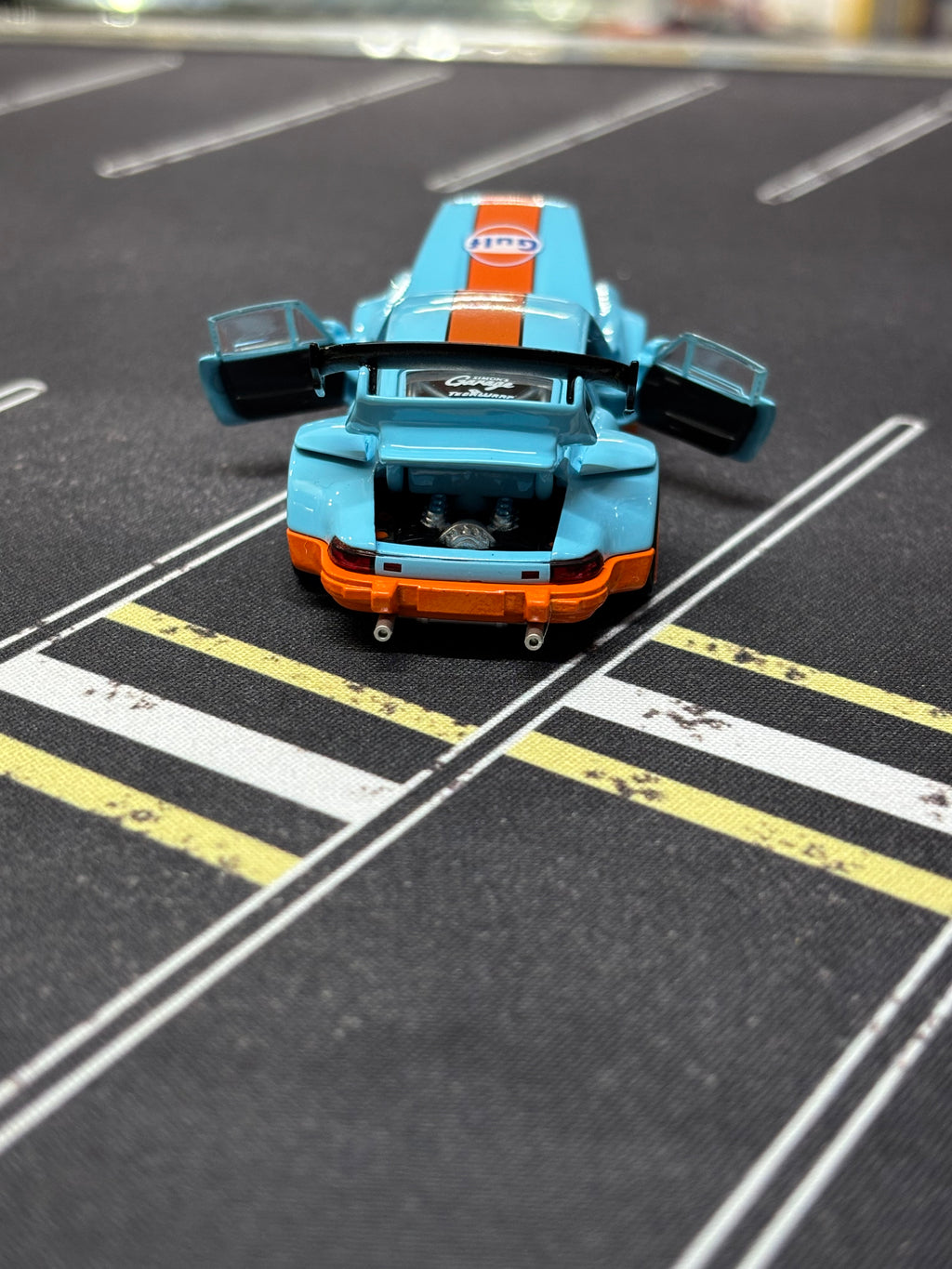 FG RWB 930 (Gulf Livery)