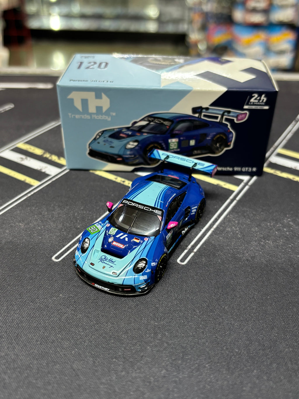 TrendsHobby Porsche 911 GT3 R Le Man 24H 2025 #90 Chip Hart Racing