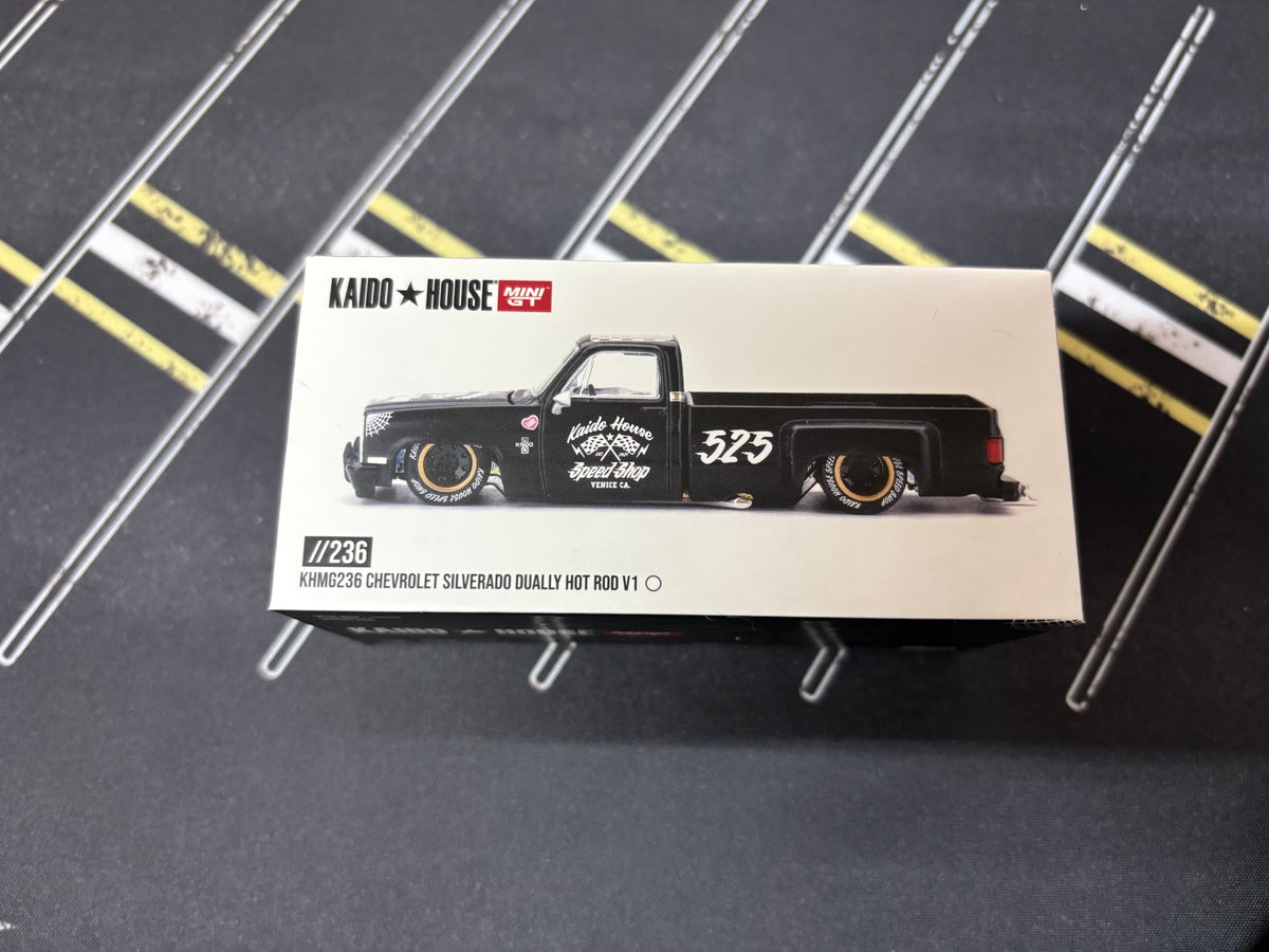 Kaido House CHASE Chevrolet Silverado Dually Hot Rod V1 KHMG236